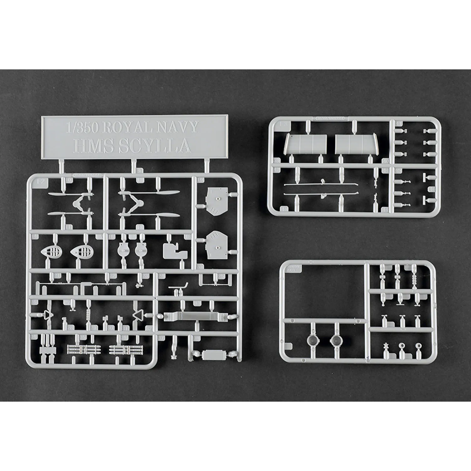 

1/350 Trumpeter 05368 HMS Scylla Cruiser Plastic Static Warship DIY Model Kit Metal Anchor Chain 520+ Parts For Adult Collection