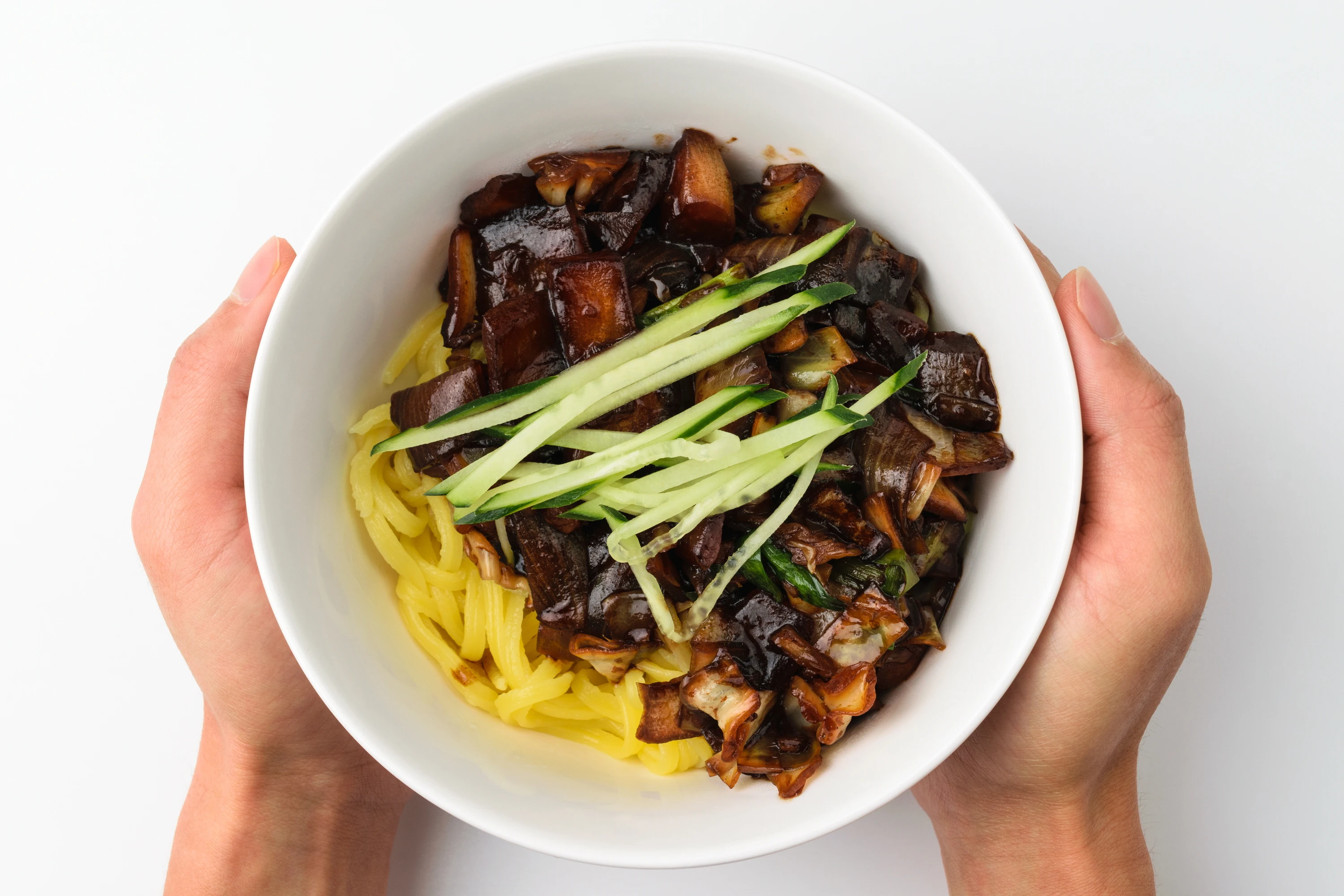 مجموعة Haearae مملوءة بالخضار واللحوم Jjajangmyeon مكونة من 5 أدوات