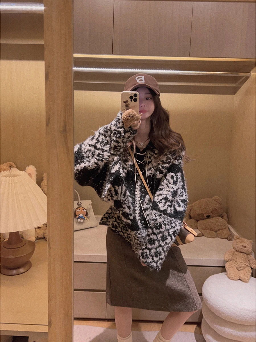 

Yukiss Retro Knitted Sweater Fair Isle Thiened Knitwear Turn-down Collar Embroidered Design Winter Commute Sle Long Sve