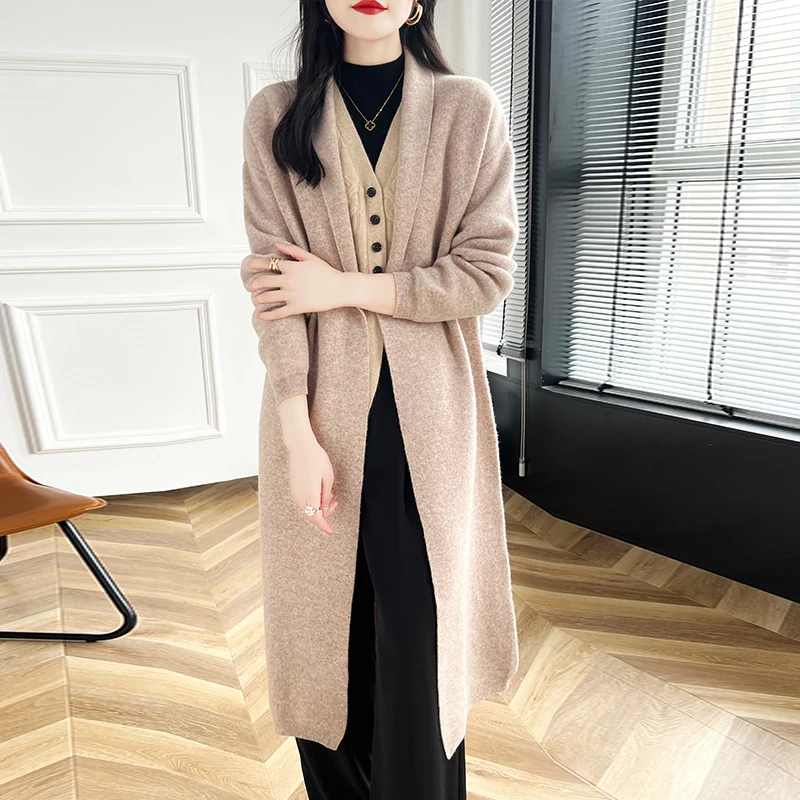 

Fall/Winter Fashion 100% Pure Wool Cardigan Women's Long Over-The-Knee Loose Padded Knitted Sweater Outside