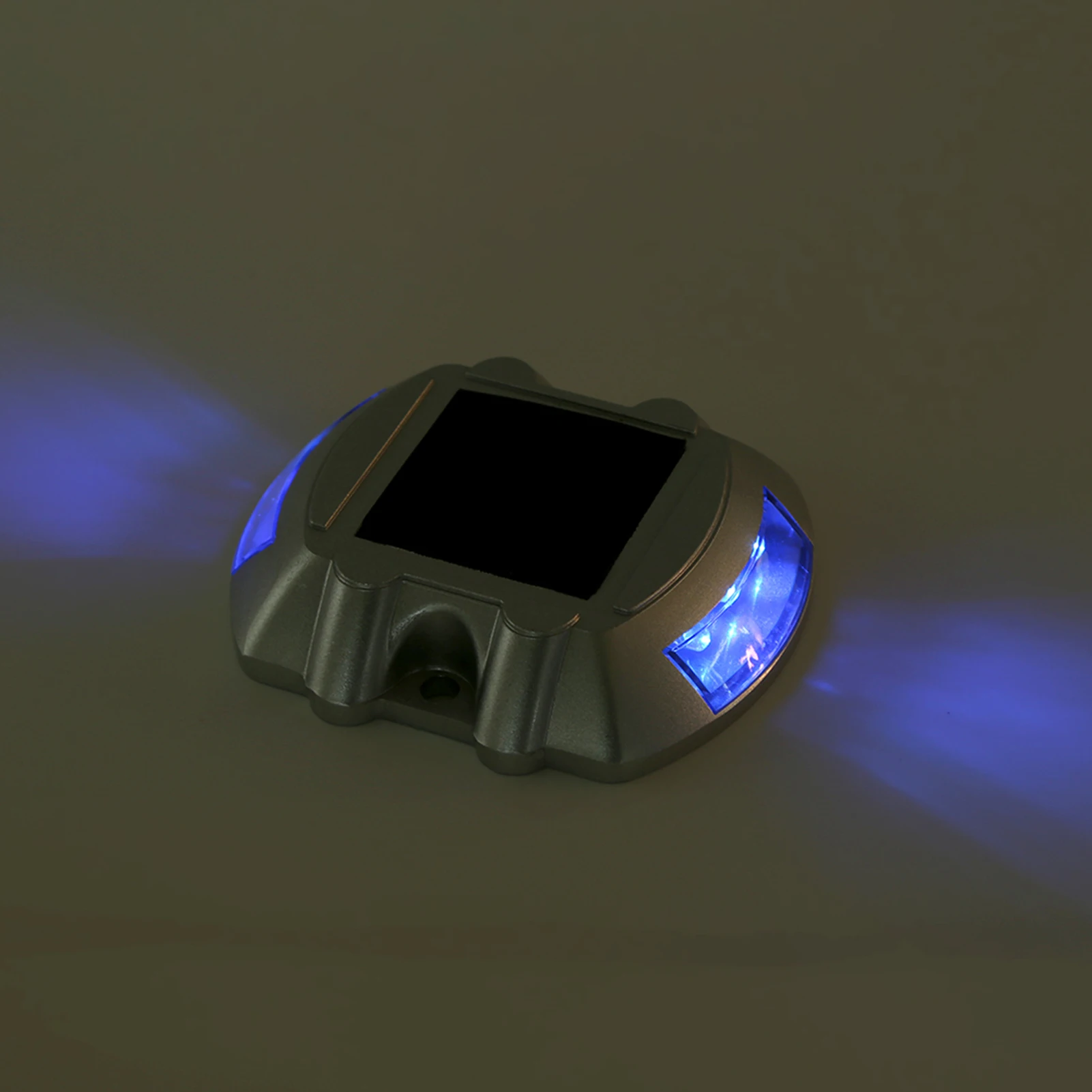 Solar Road Stud 6 LED IP68 Waterproof Cast Aluminum For Driveway Pathway Flashing Mode High Visibility