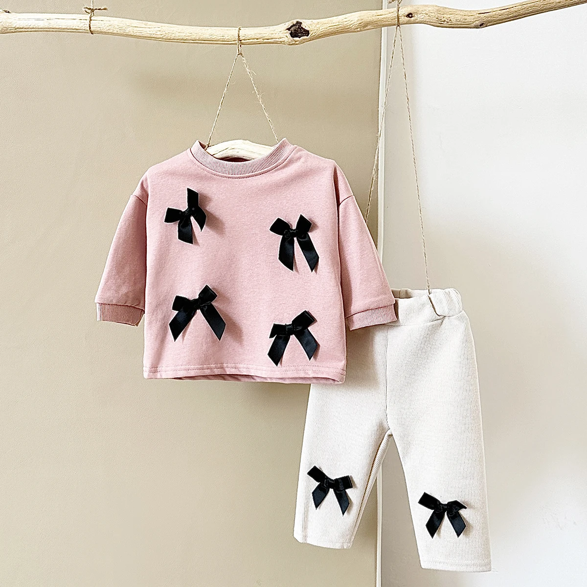 New Spring Autumn 2Pcs Newborn Baby Bow Kids Clothes Sets Toddler Girls Long Sleeve Pullover+Pants Infant Baby Suit 0-4Y