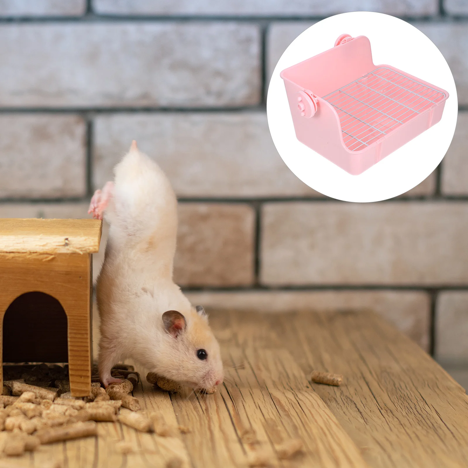 

Pet Toilet for Rabbit Guinea Pig Bunny Potty Litter Box Leakproof Wear-Resistant Reusable Plastic Daily Use Ferret Hamster