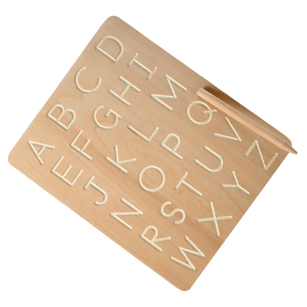 مجموعة واحدة من لوحة ممارسة الكتابة الخشبية لتتبع الأبجدية للتعليم المبكر ولوحة التعرف على الحروف للمهارات المعرفية