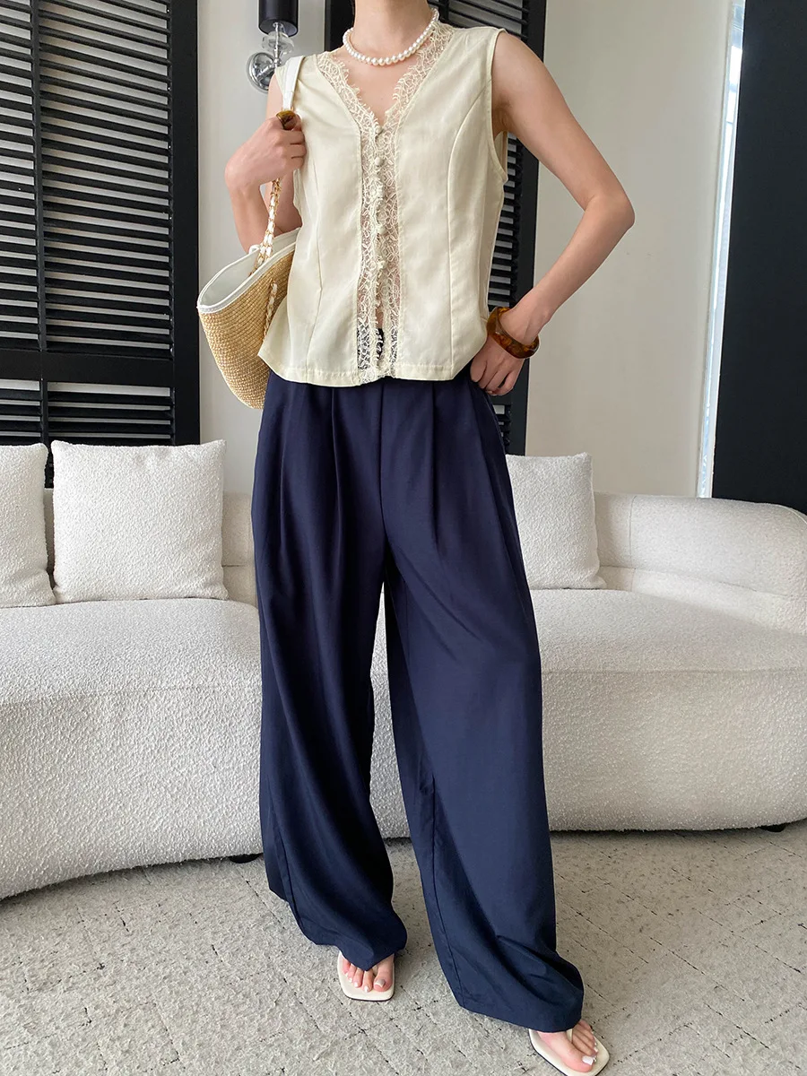 Sommerliche Damen-Freizeithose in Uni-Farbe, halb elastisch, hoher Bund, locker geschnitten, weites Bein – Detail 4