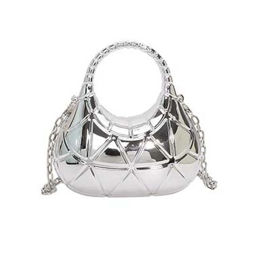 Bolso de Mano Metálico con Superficie Tipo Espejo, Forma de Media Luna, Construcción Sólida, Asa Superior Integrada, Acabado Brillante, Silueta Minimalista