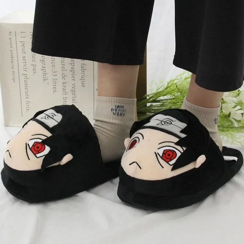 Naruto anime bidimensional Uchiha Sasuke dibujos animados más zapatillas de algodón de terciopelo personalizado cálido antideslizante Zapatillas de casa regalo