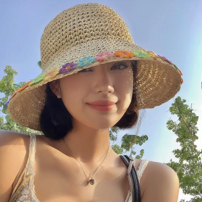 1 Stück Damen Sommer Sonnenhut Stroh Bucket Hat mit Blumen Damen Sommerhut Wellenrand Bucket Cap Weibliche Strohhüte Strand Panama