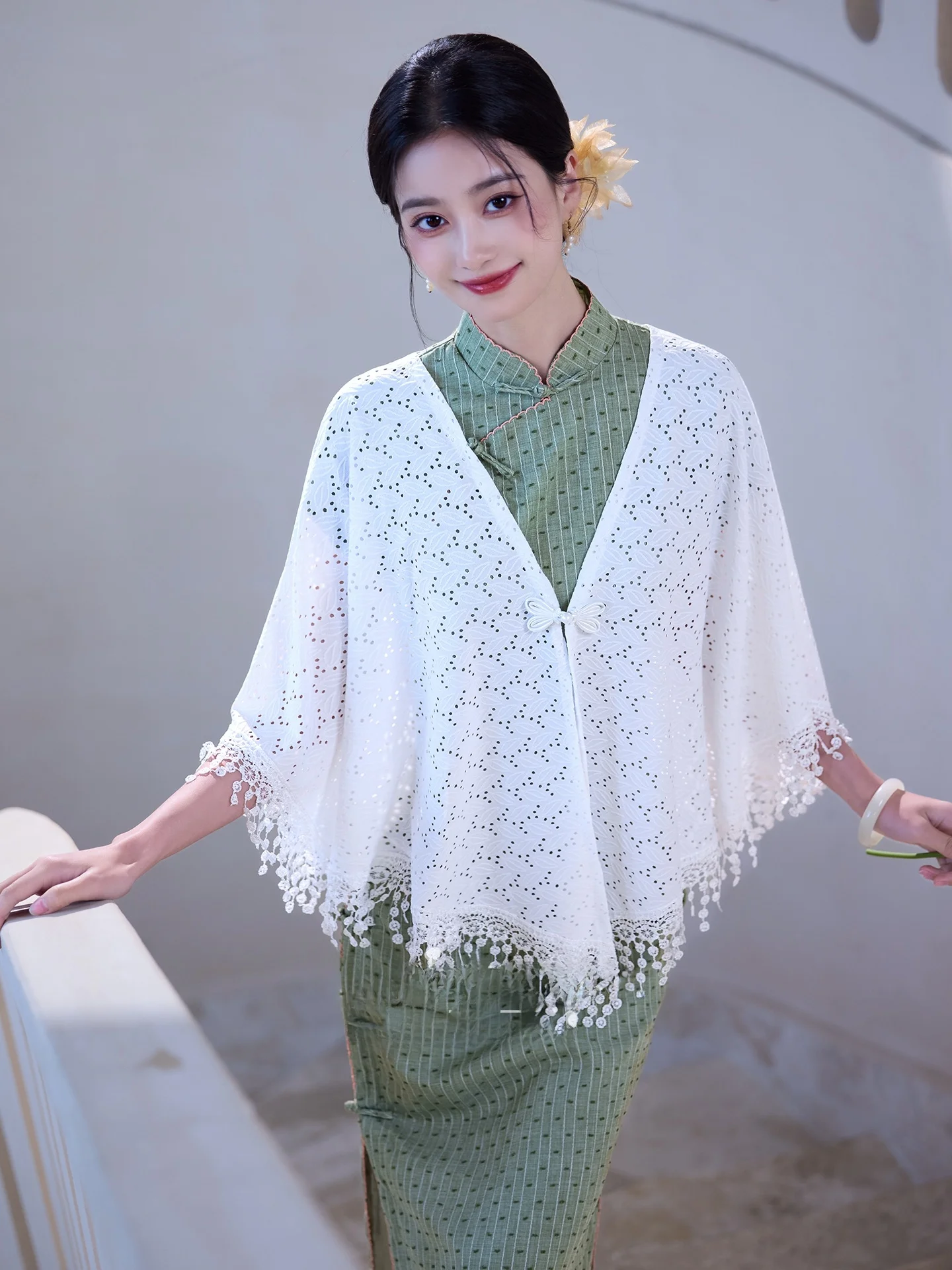 young-women's-white-short-shawl-coat-outerwear-cover-up-cardigan-chinese-style-spring-summer-new-arrival