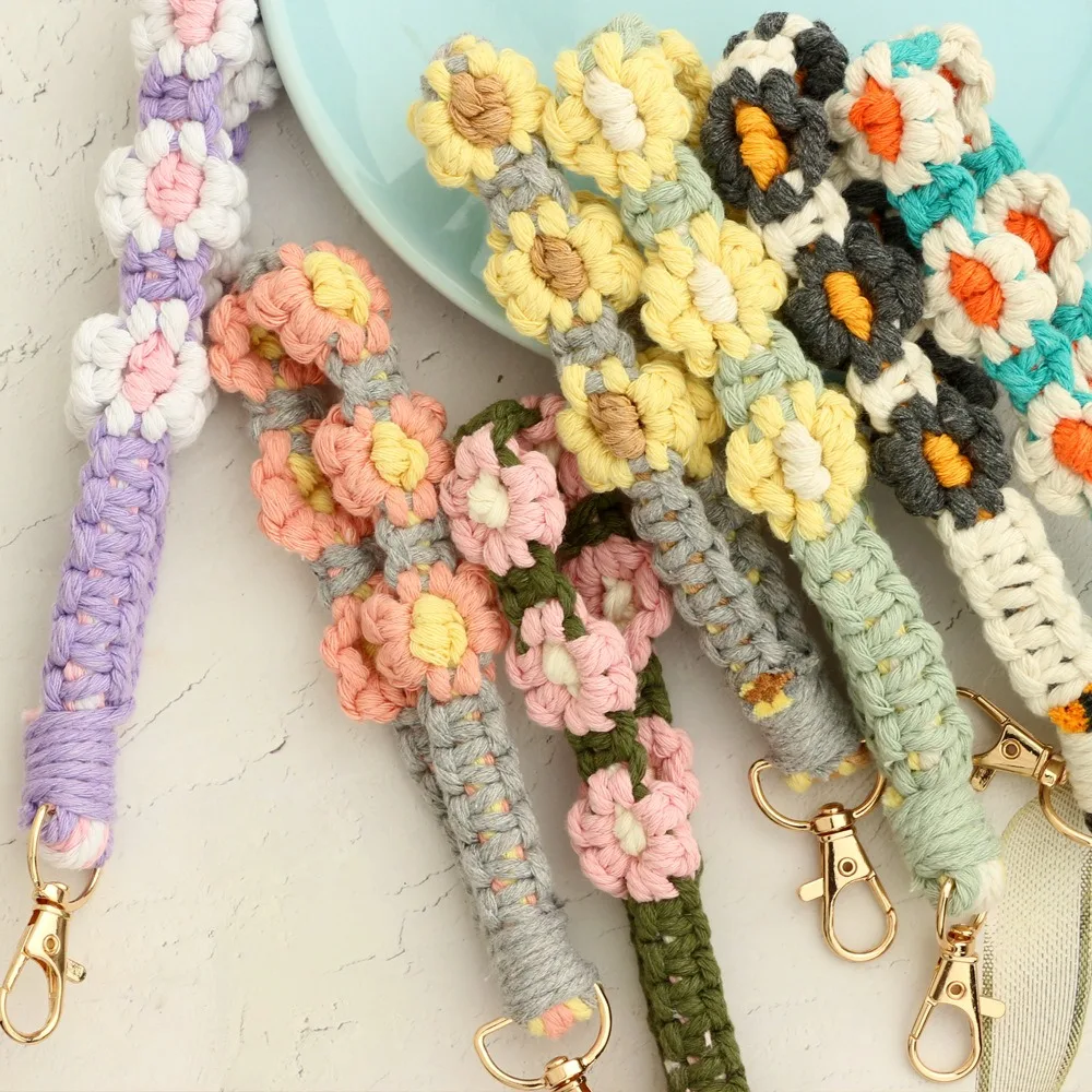 Woven Flower Handmade Woven Flower Keychain Colored Metal Sweet Woven Cotton Bag Key Chain Cute Lobster Clasp