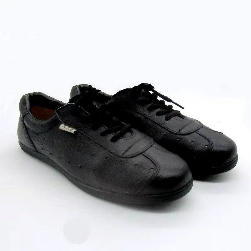 الصيف فنون الدفاع عن النفس أحذية الرجال النساء الجلود تاي تشي أحذية للجنسين نقش شبكي جلد الووشو حذاء الأزواج يمكن ارتداؤها Taiji حذاء