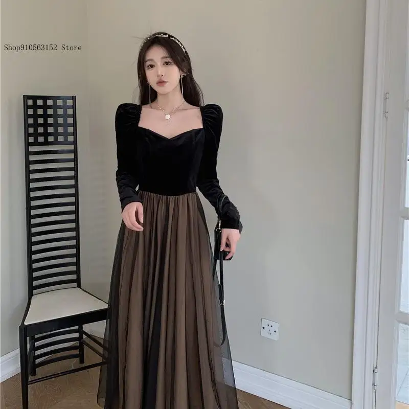 Autumn and Winter Mesh Patchwork Long Sleeved Slim Fitting Waist Style Elegant Long Dress for Women