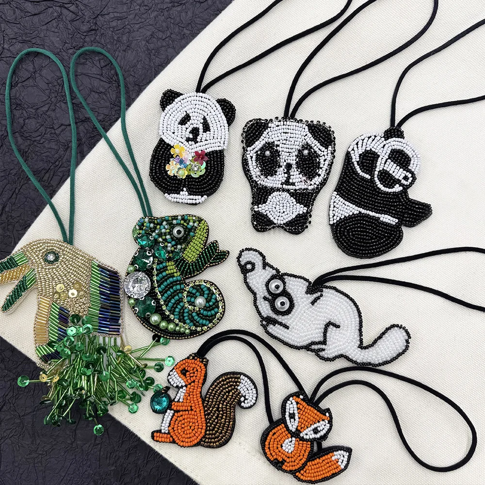 Crystal Bag Charm Elegant Rhinestone Patch Beading Flowers Unique Lanyard Pendant For Clothing Party Decorations Women
