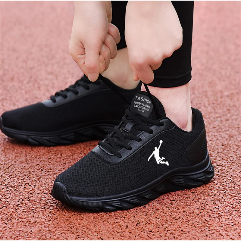 Hot Sale Running Shoes Men Mesh Breathable Men\'s Running Sneakers Lightweight Outdoor Trainers Sports Shoes Men Walking Tennis