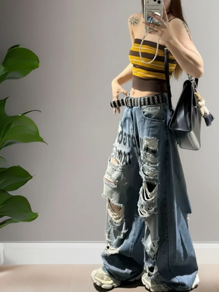 

Summer 2026 Women's Casual High-Waist Denim Jeans Washed out Hole Letter Print Loose Fit Long Pants Breathable Comfortable