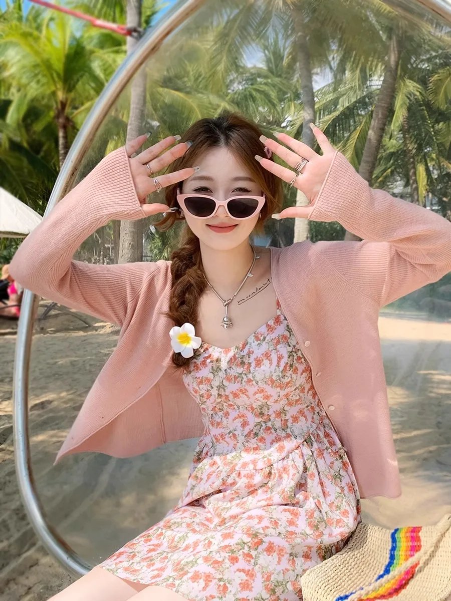 

Blue Ice Silk Knitted Summer Lightweight Sun Protection Cardigan Women's Outerwear with Strap Vest Top Korean Sle Loose Fit