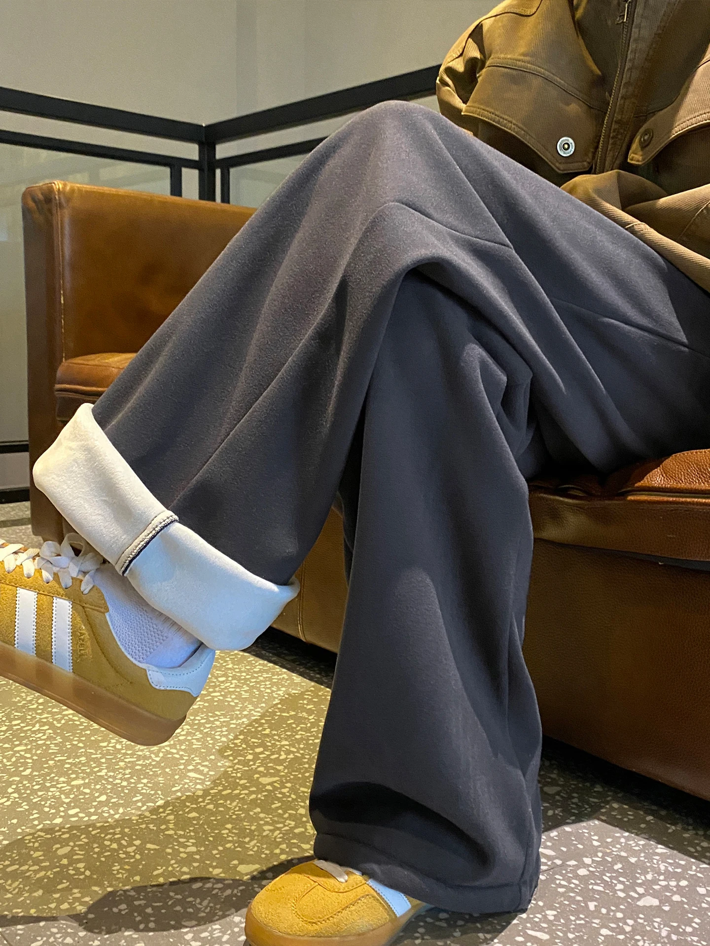 

Thiened Fce Winter Warm Anti-Cold Cotton Pants Men's Straight Leg Loose Wide Leg Casual Long Trousers German Velvet