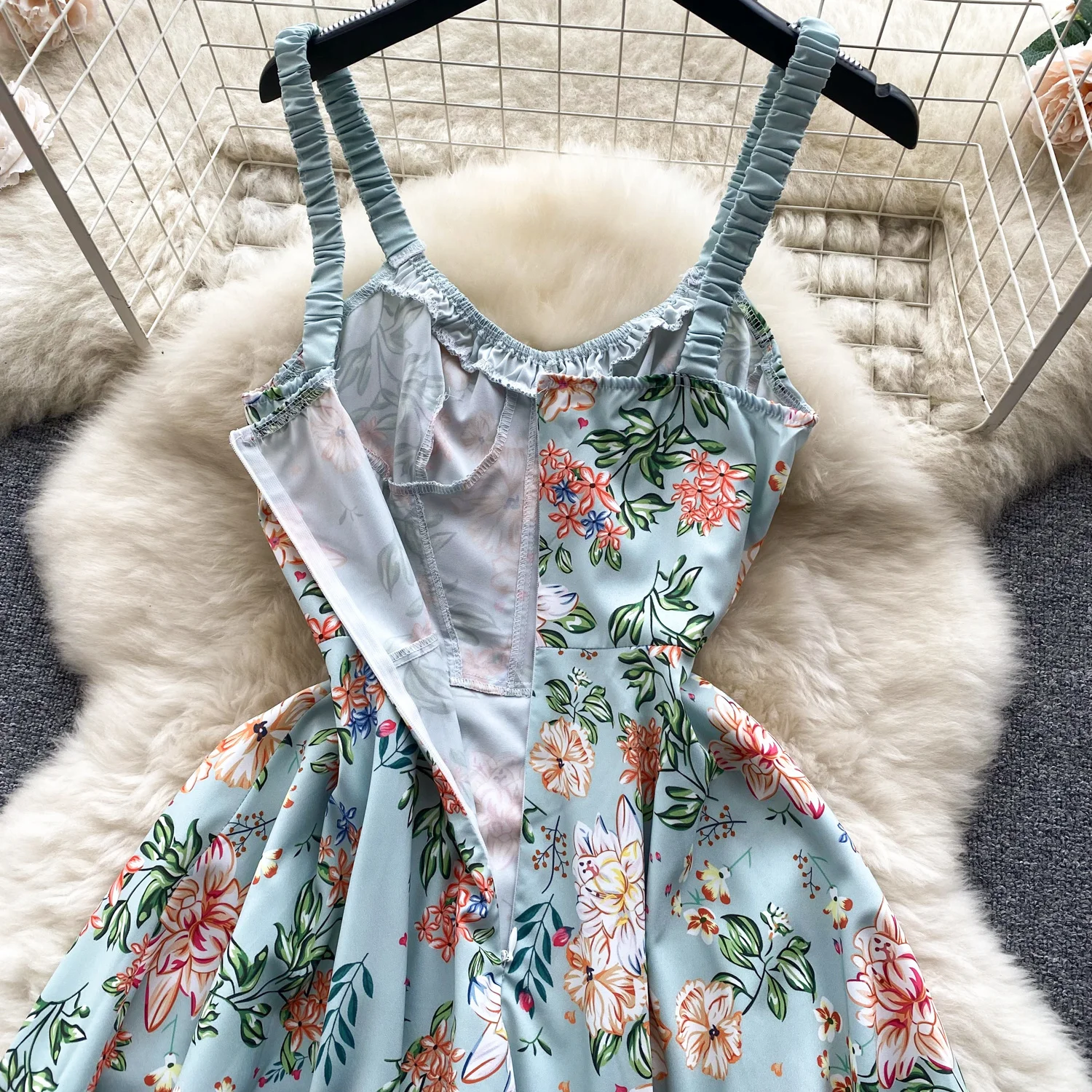 French Women Sweet Summer Floral Print Dress Vintage Style Spaghetti Strap Sleeveless High Waist Slim Big Swing Midi Party Dress