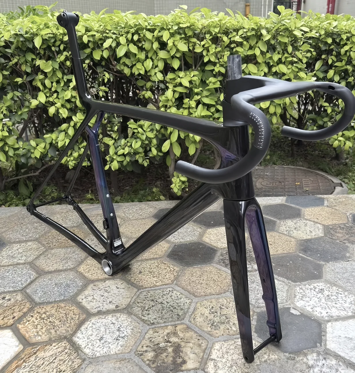 

2025 New Carbon Road Frame SLR Gen8 with Handlebar Disc Brake Di2 Frame Bicycle Customized Color + Logo DPD Duty Free Shipping
