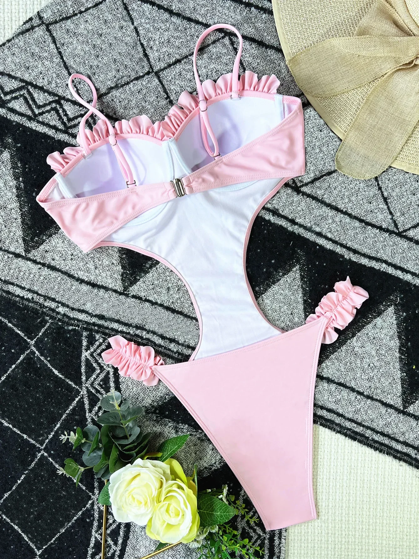 เซ็กซี่ push up ruffles ชุดว่ายน้ํา one piece underwire hollow out เอวบิกินี่ชุดว่ายน้ํา bodysuits ผู้หญิง biquini ชุดว่ายน้ํา