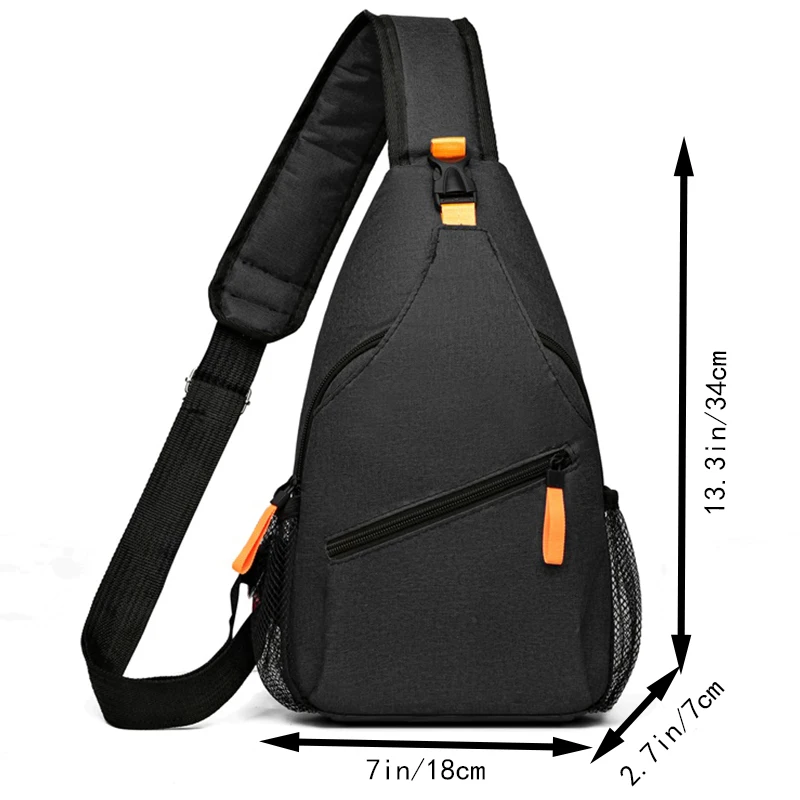 La mochila de hombre se puede llevar en un hombro con material de nailon. Es adecuado para viajes y negocios.