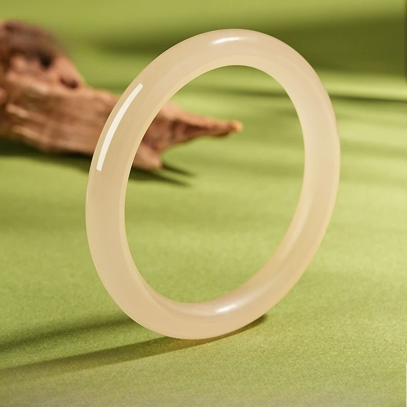 

New Natural Stone Bracelet, Exquisite, Fashionable and Elegant Women's Jade Bracelet