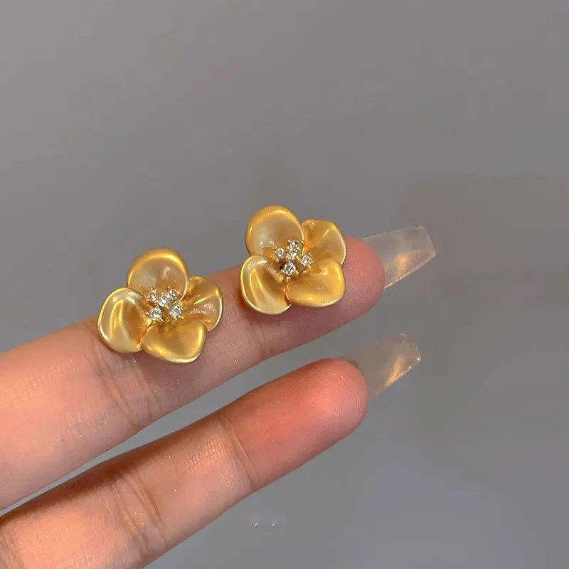 

Elegant Gold Color Inlaid Zircon Earrings for Women K14 Gold Flower Shape Stud Earring for Women Fine Jewelry Gifts Not Fade