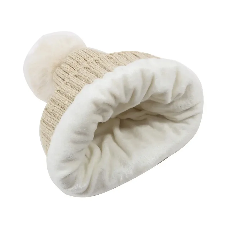 3 قطع تناسب قبعات للجنسين والأوشحة والقفازات للرجال والأوشحة الدافئة في الهواء الطلق وقبعات الشتاء والسيدات القطيفة للأطفال.