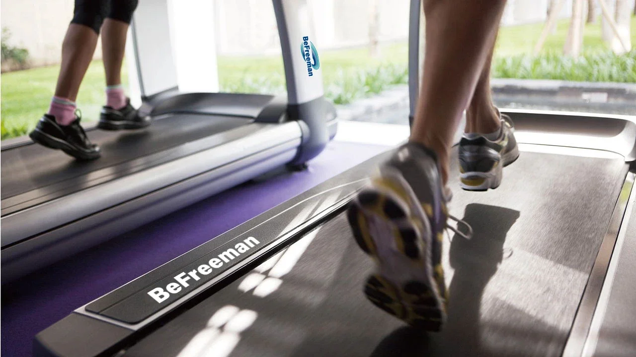 معدات الصالة الرياضية التجارية تدريب القلب محرك كهربائي آلة الجري المطاحن للمنزل