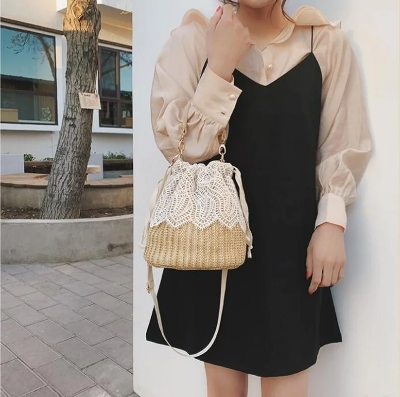 New Straw Plaited Article Women Lace Bucket Bag Causal Holiday Beach Bag Elegant Lace Staw Bag Shoulder Crossbody Bag