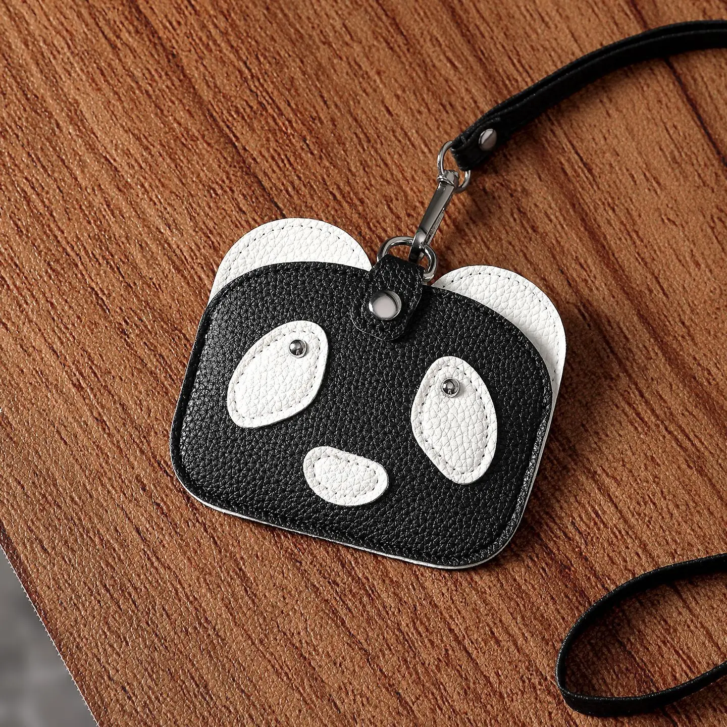 Portamonete in pelle Pu Nuovo simpatico panda Porta carte d'identità di credito Mini portamonete per donna Porta carte per studenti di piccola moda