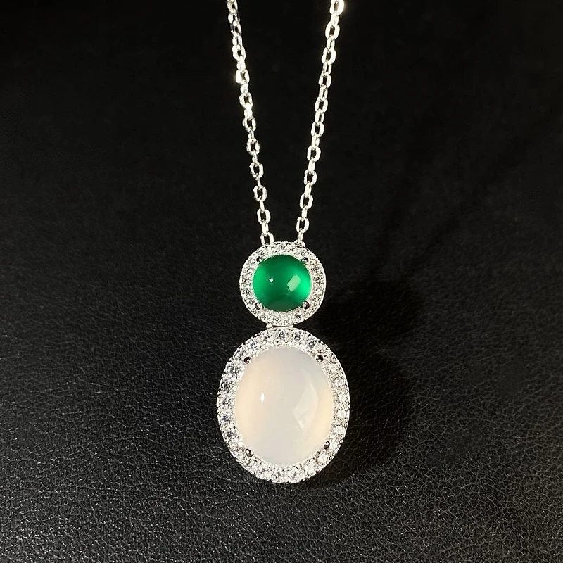 S925 sterling silver necklace for women, featuring a new Chinese-style chalcedony egg-shaped pendant, and a high-quality, double