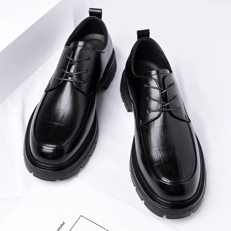 

Men's thick soled leather shoes High quality luxury designer styles Work Business Party Black lace up Dress Derby Versatile