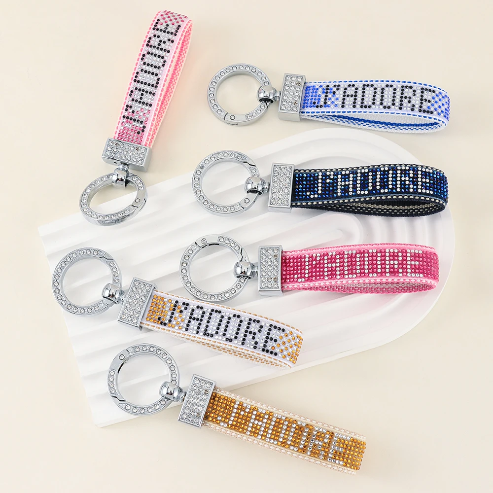 

Crystal Rhinestone Lettering Keychain – Elegant Bling Key Holder & Accessory for Keys, Bags & Cards