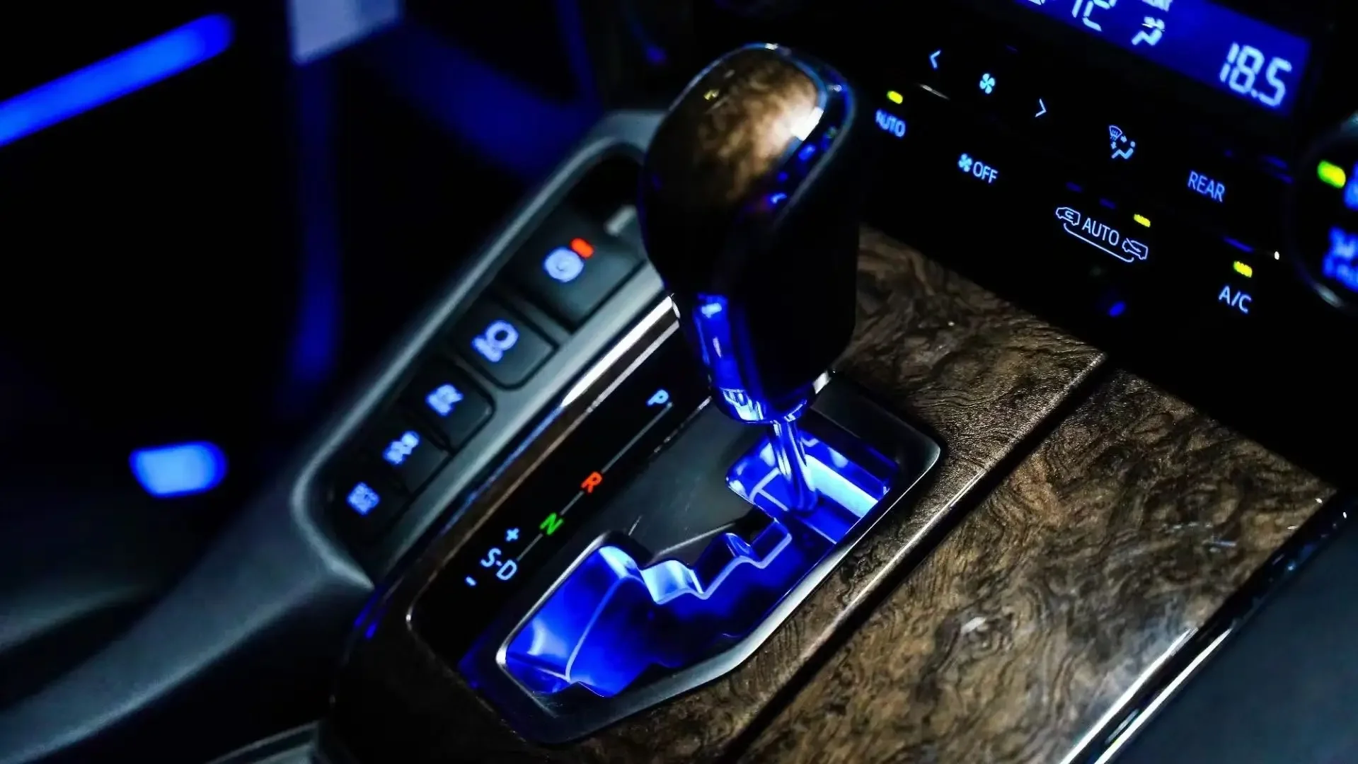 مبيعات ساخنة LDR لـ Alphard 30 مع الإضاءة المحيطة الداخلية مع توصيل وتشغيل طريق الكروم المخصص #3