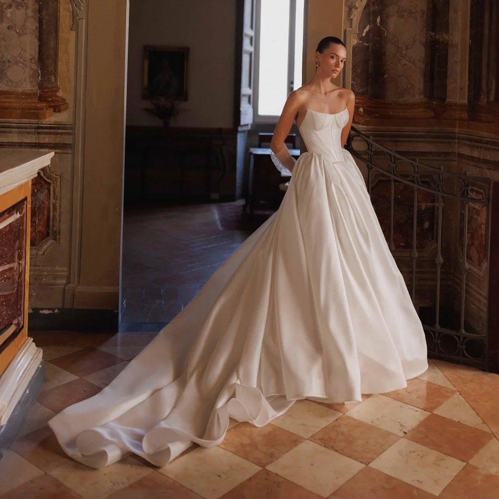 

Customized Exquisite Scoop-neck Wedding Gown Charming A-line Wedding dress Sleeveless Lace-up Bridal Dresses Vestidos De Noiva