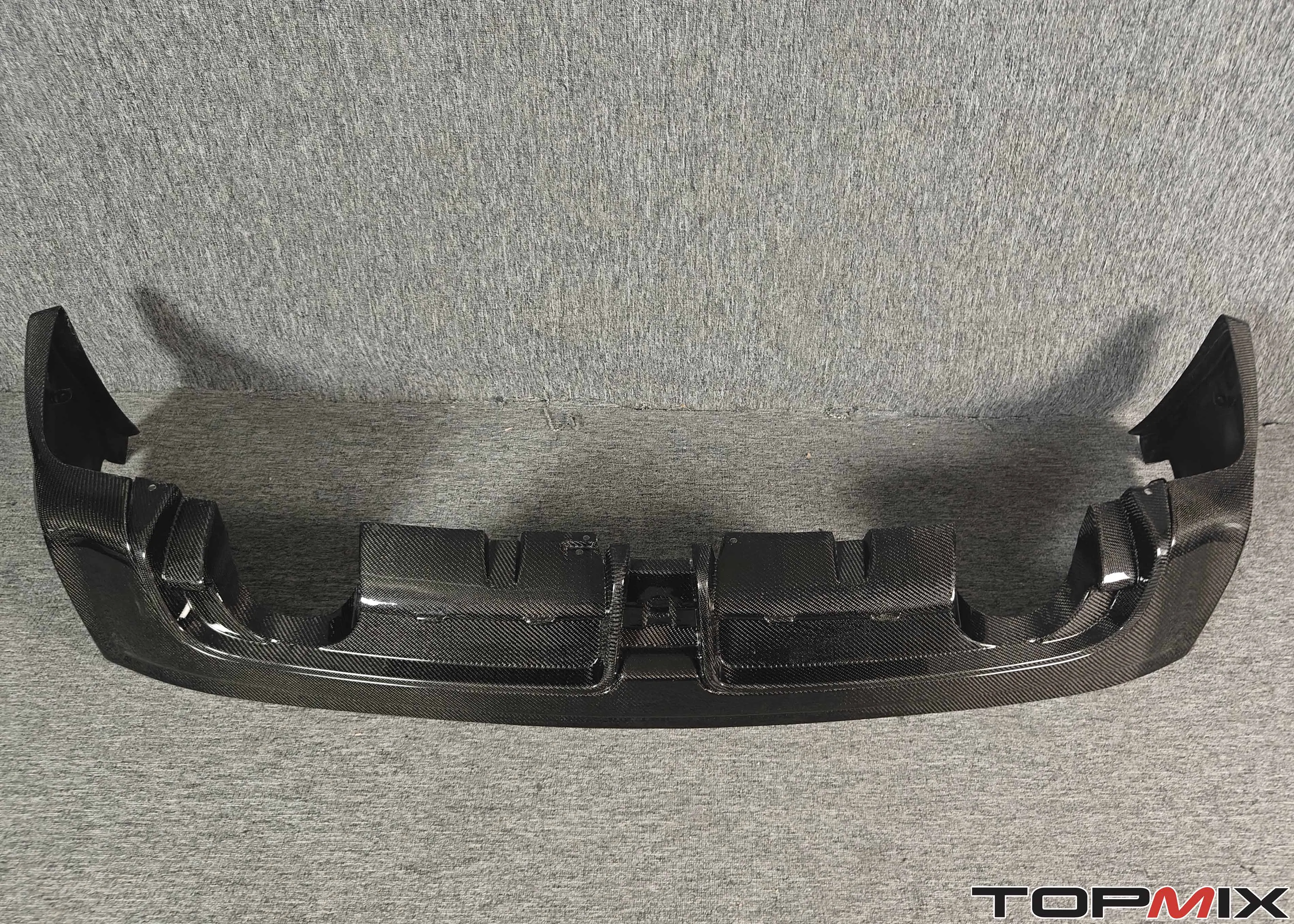 

RR Style Carbon Fiber rear diffuser For HONDA Civic Type R FD2