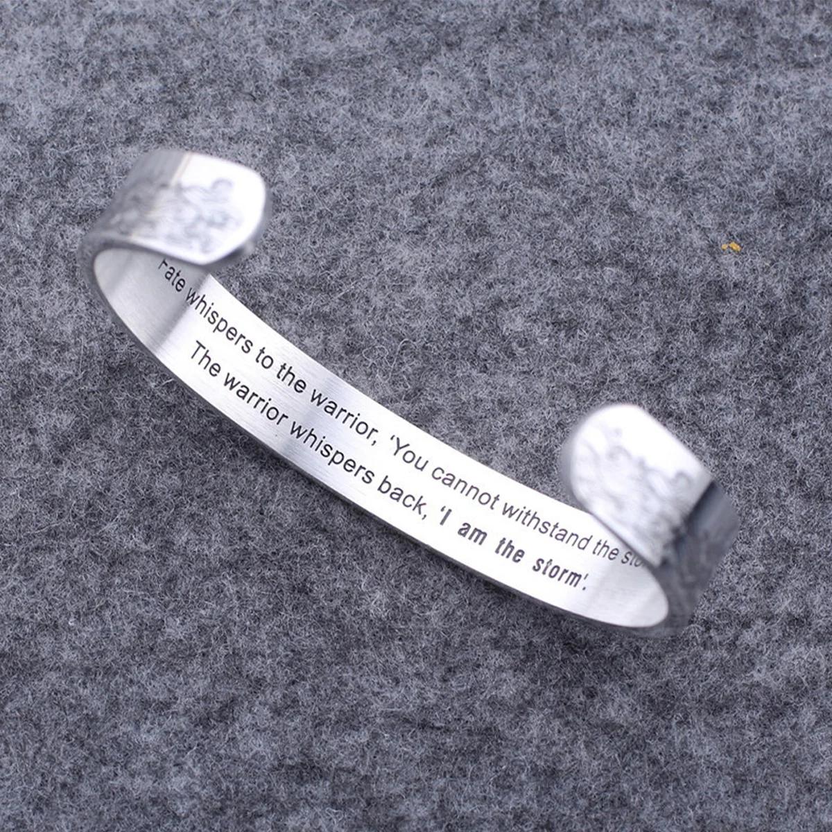 

Браслет из титановой стали, легкий, прочный, гладкий, удобный, унисекс, ювелирные изделия для повседневной вечеринки, путешествий, подарок, дизайн открытия