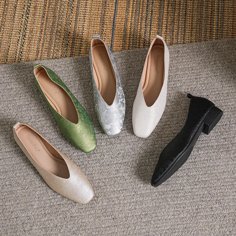 2024 Silver ballet flats woman square toe loafers women v cut dress shoes size 43 ladies microfiber leather mocassins low heels