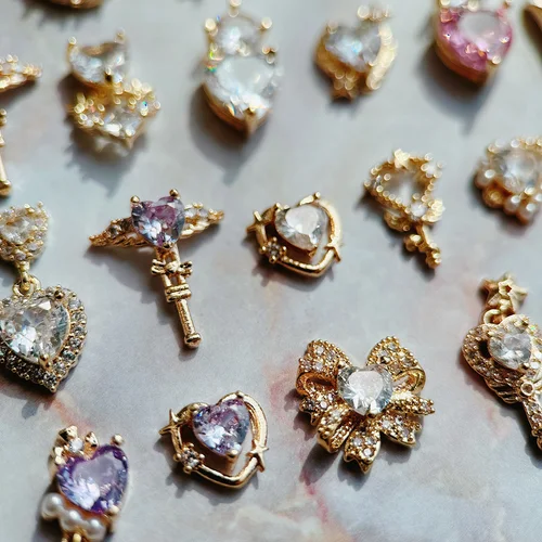 Imagen 2 del producto 10 Uds. De piezas de Arte de uñas con forma de corazón de amor para el Día de San Valentín, accesorios para manicura de uñas de cristal de circón, suministros, decoraciones, dijes