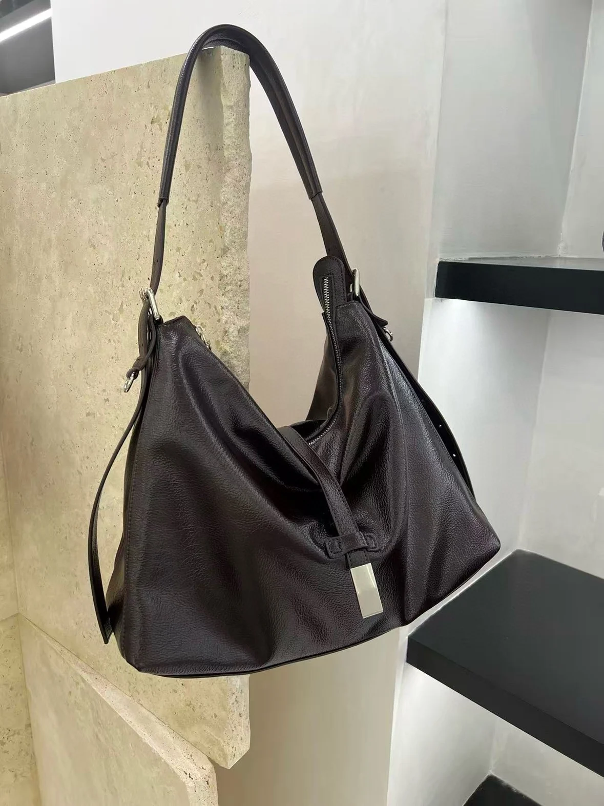 

Casual Large Capaci Tote Bag Women's Hobo Bag Soft Leather Vegetable Tanned Leisure Faion Single oulder Handbag
