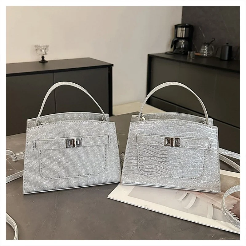 

Ladies Tote Bag Made Of Goatskin Leather Boasting High-End Paris Trendy Lightweight Soft Daily Refined Look​