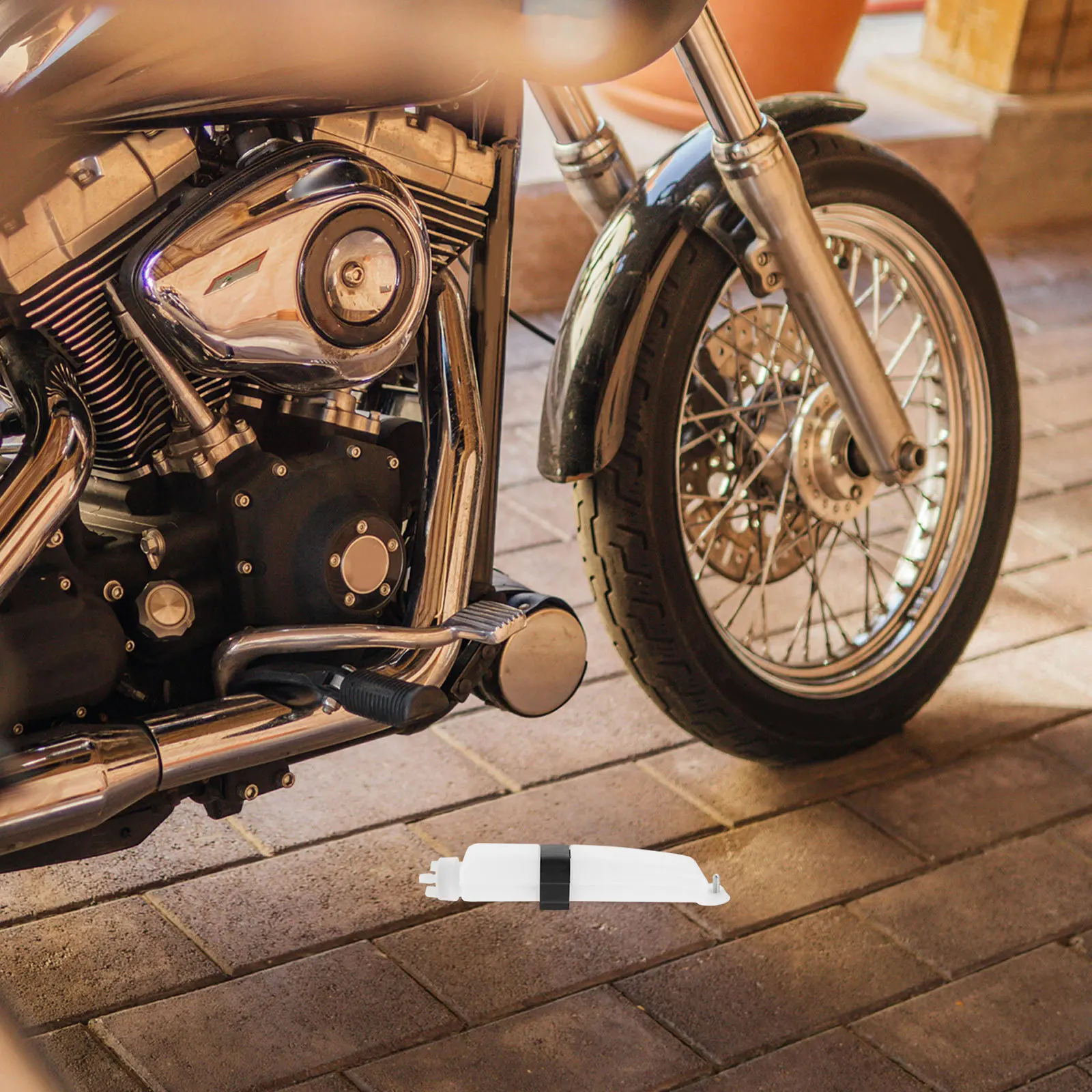 

Motorcycle Coolant Overflow Tank 300ml Large Capacity Engine Antifreeze Radiator Expansion Bottle Durable for Off-Road