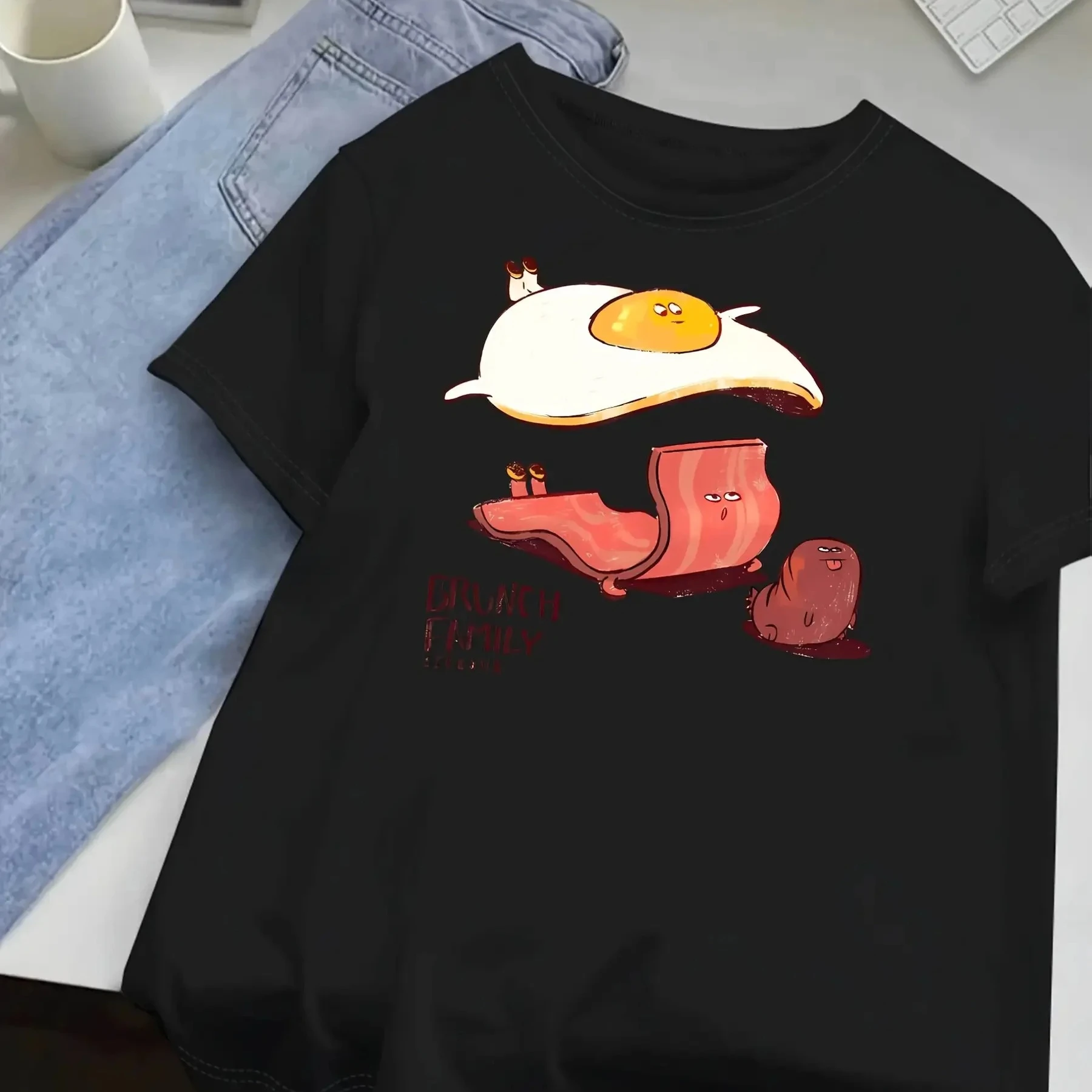 Casual Short-Sleeve T-Shirt for Women Featuring Cartoon Print of Bacon and A Fried Egg with Text 'Drunk Dad' Cheap Cute Clothing