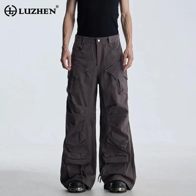 

LUZHEN 2025 новые оригинальные множественные карманы, украшенный дизайн, прямые повседневные брюки-карго, мужские модные однотонные мужские брюки JY5054