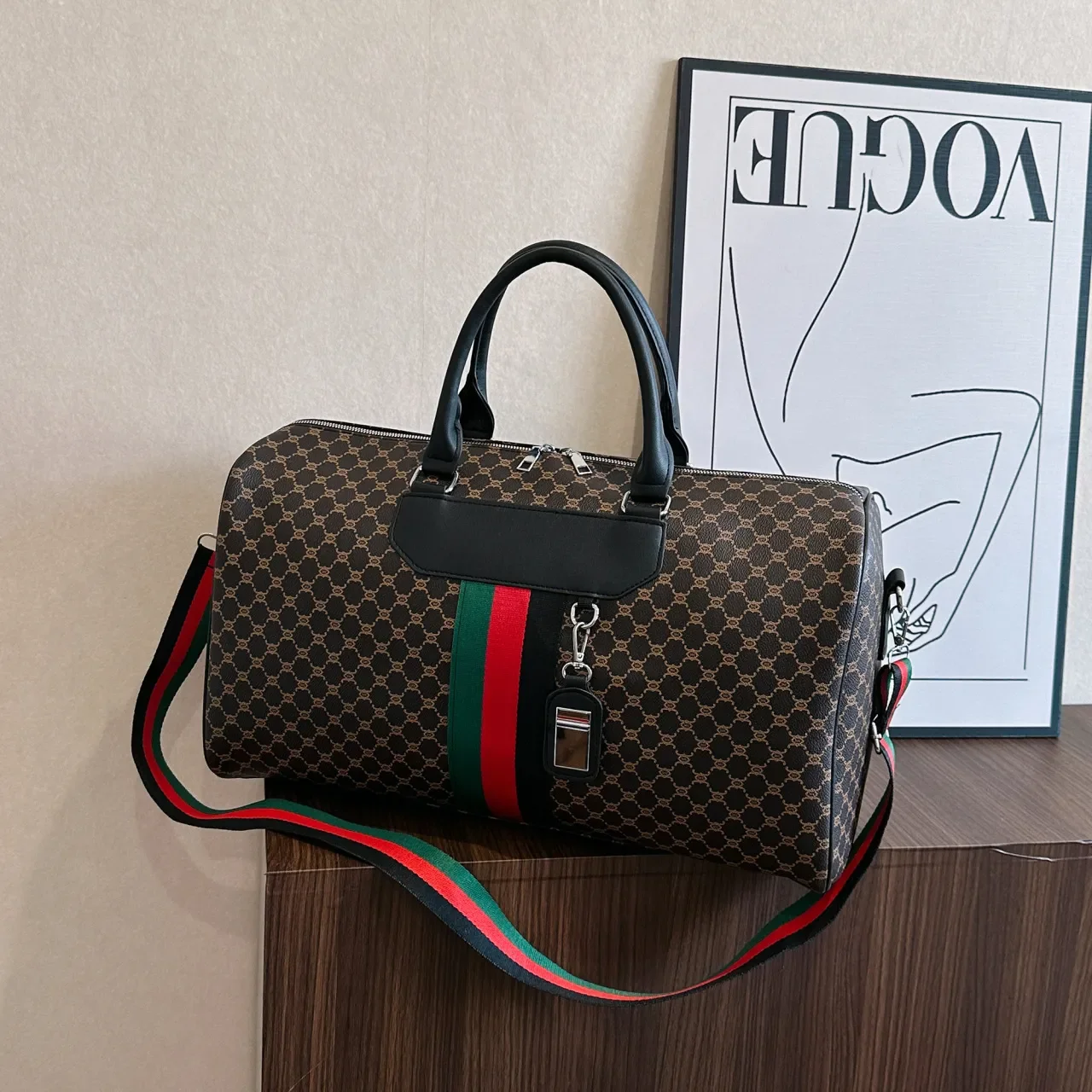 

Дизайнерская дорожная сумка-дафл большой вместимости — унисекс, водонепроницаемая, для спортзала, деловых поездок и авиаперелетов (для мужчин/женщин)