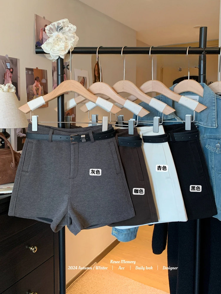 

2024 New Autumn and Winter High-end Advanced Woolen Shorts for Women Hot Girl Style High Waist Wide Legs Slimming Hot Pants