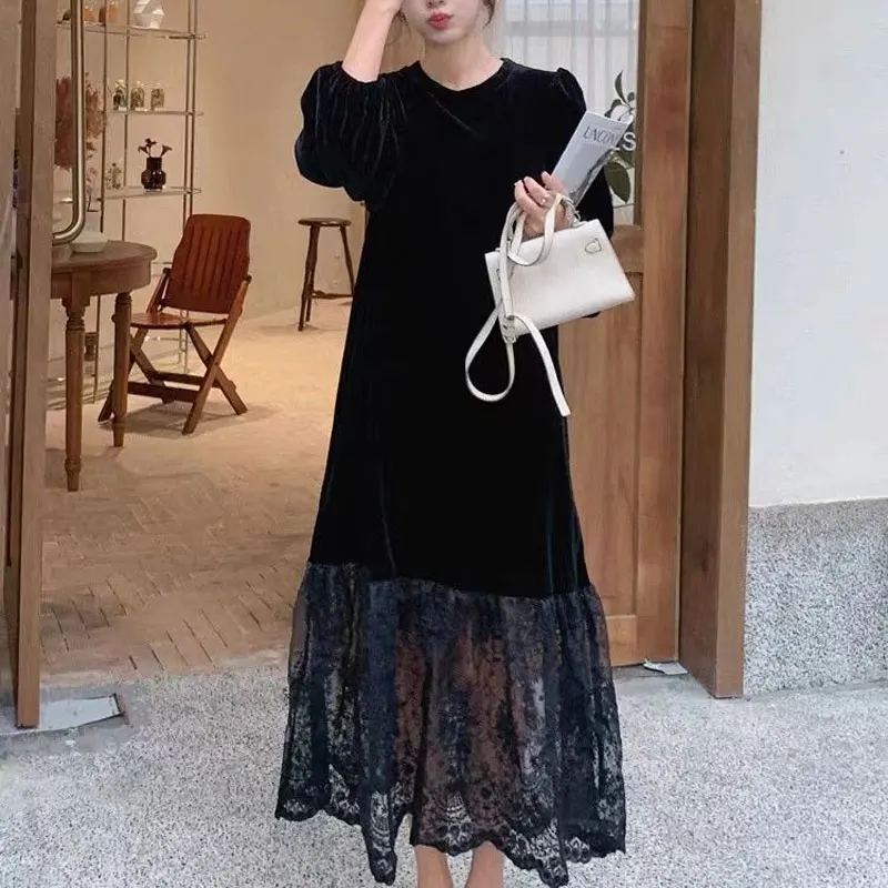 French Style Long Sleeve Velvet Dresses Women\'s Clothing Fashion Elegant Lace Patchwork Autumn Casual Basic O-Neck Long Dress