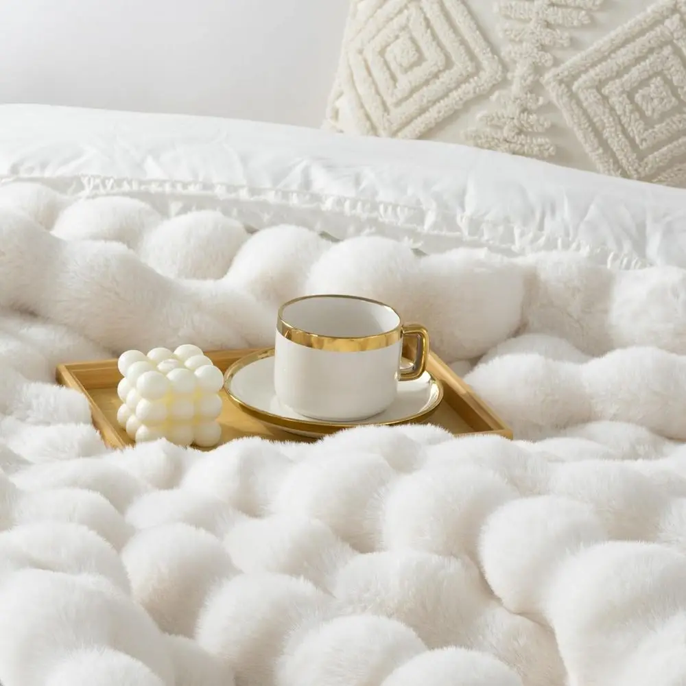 Luxury 1000GSM Rabbit Faux Fur Blanket, Super Heavy Warm Cozy Brown Blankets for Couch Bed Sofa, Ruched Plush Fuzzy Elegant Soft