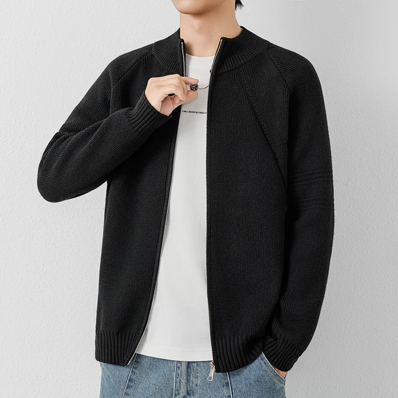 Giacca cardigan lavorata a maglia con colletto rialzato per uomo Giacca casual allentata di marca alla moda primaverile e autunnale Maglione autunnale di fascia alta